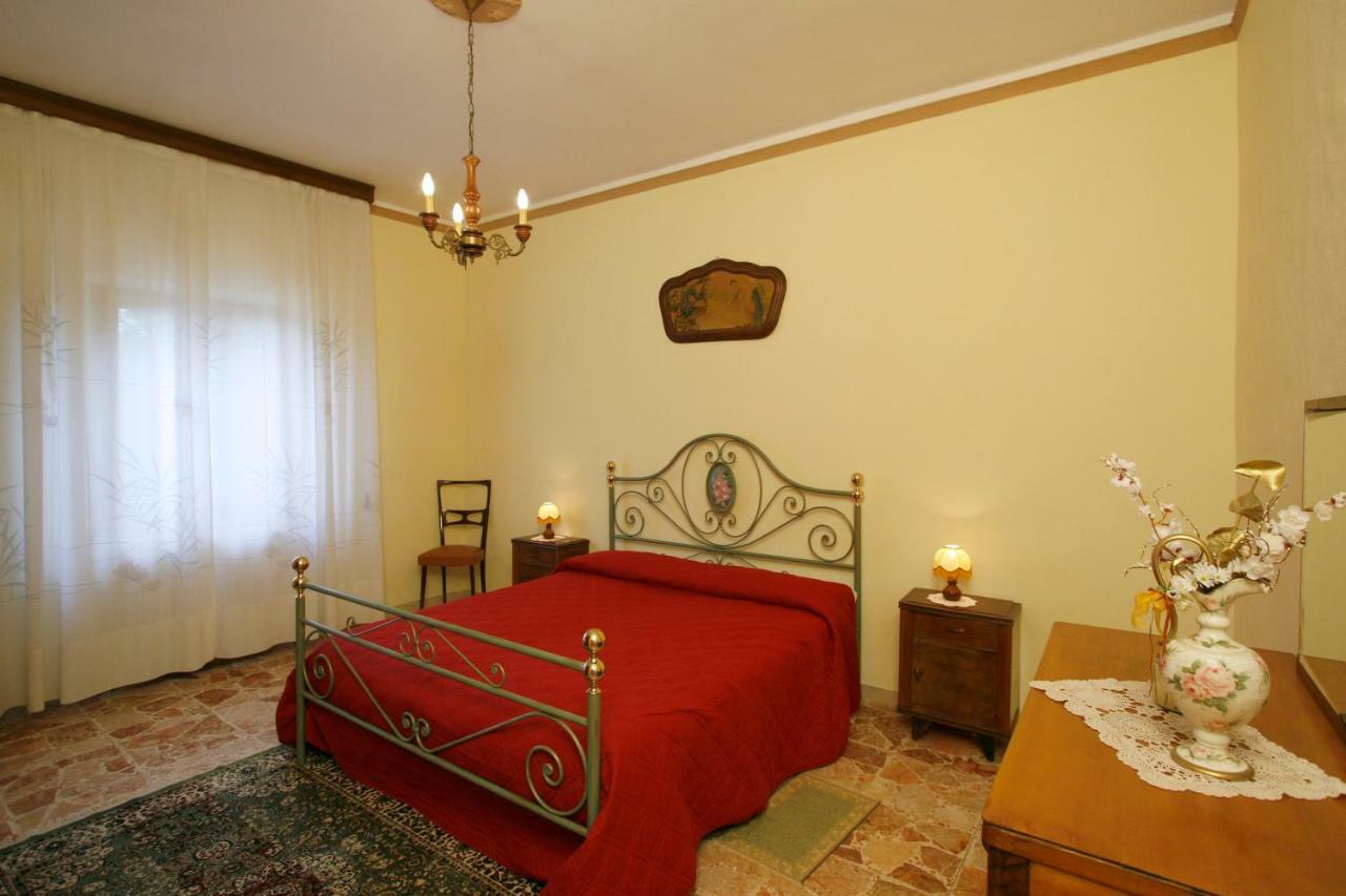 Апартаменты Casa Elena Кортона Экстерьер фото