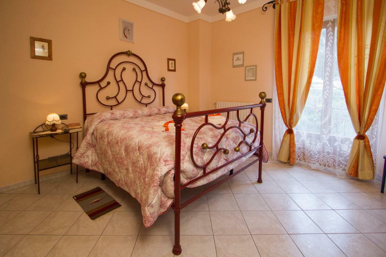 Апартаменты Casa Elena Кортона Экстерьер фото